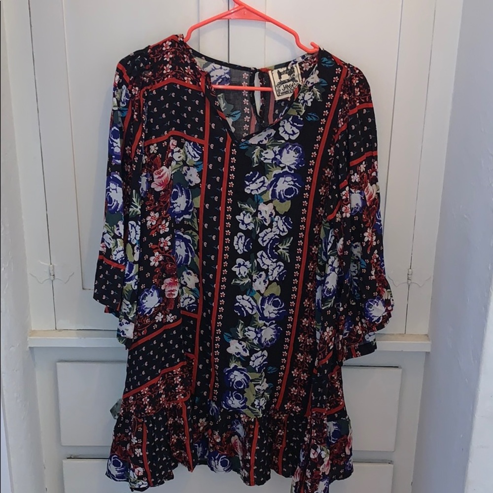 Floral JAASE dress with bell sleeves